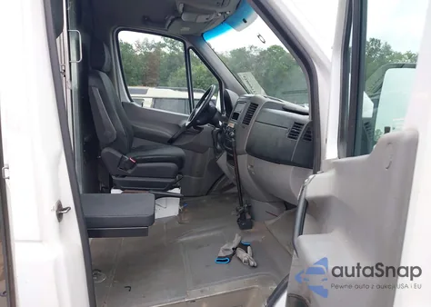 2012 Mercedes-Benz Sprinter 2500 High Roof z USA, uszkodzony, nr VIN WD3PE8CB1C5612303